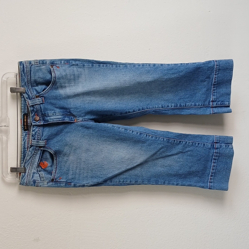 Vintage Y2K Rocawear Sz 11 Womens Blue Denim Capris Embroidered Pockets And Logo